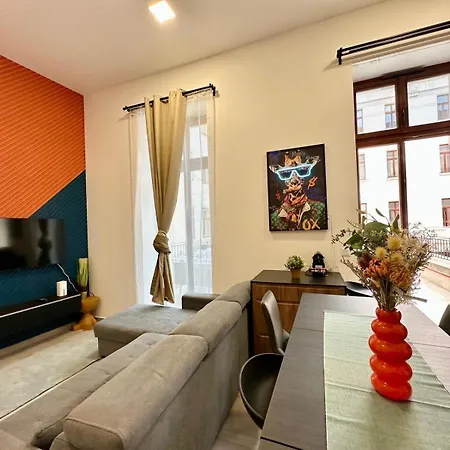 Design Apartment By Chivi In Gozsdu #Freeparking #Jacuzzi #Terasse Apartment *