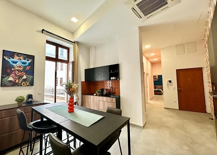 Tublife Terrace Ii Private Jacuzzi Ii Freeparking Apartament *